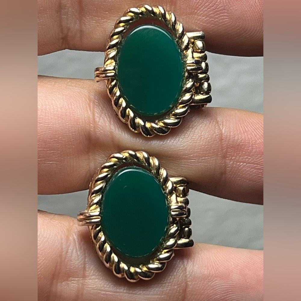 Vintage Gold Tone SWANK Green Stone Chain Mesh Wrap Cufflinks